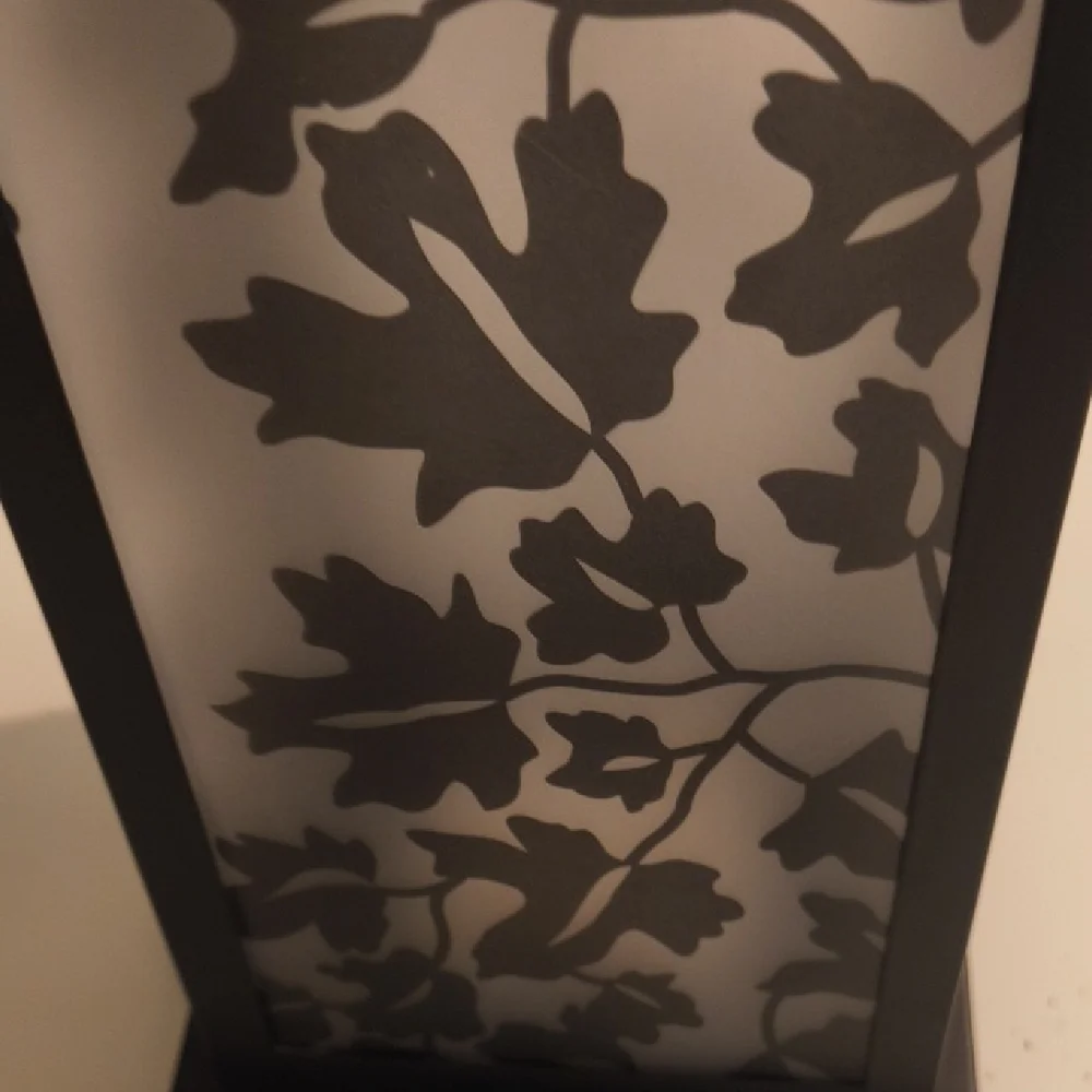 ElegantTwo Seasons Black Lantern with Leaf Design